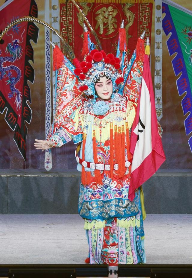 穆桂英新篇，科技重塑傳奇英雄，未來之光體驗之旅