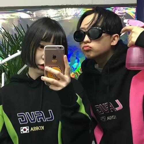 最新情侶頭像一對(duì)，原宿風(fēng)格時(shí)尚潮流之選